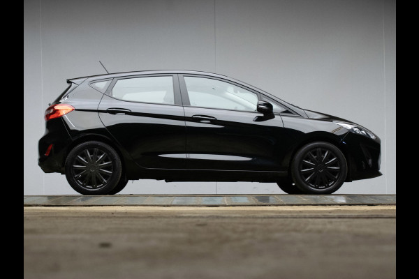 Ford Fiesta 1.1 Trend Sport (APPLE CARPLAY,NAVI,CRUISE,BLACK EDITION,ELEKTRISCH PAKKET,SPORTSTOELEN,NETTE STAAT)