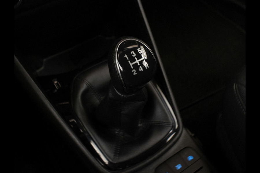 Ford Fiesta 1.1 Trend Sport (APPLE CARPLAY,NAVI,CRUISE,BLACK EDITION,ELEKTRISCH PAKKET,SPORTSTOELEN,NETTE STAAT)