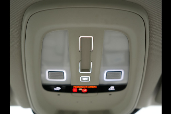 Volvo XC60 T6 AWD Inscription PHEV 350pk Dealer O.H | Panodak | Adaptive Cruise | Harman / Kardon | Lederen Sportstoelen Memory & Verwarmd | Google Assistant | Apple Carplay | Keyless | Full LED | Pilot Assist | Navigatie | Virtual | DAB |