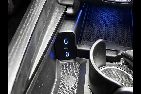 Mercedes-Benz E-Klasse AMG 53 4MATIC+ Night Edition | AMG DYNAMIC PLUS pakket | Premium Plus | Winterpakket | Nightpakket ll | Rijassistentiepakket Plus | 21 inch AMG velgen | Stoelventilatie voor | Superscreen | 360°-camera | Head-up display |