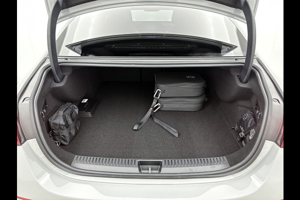 Mercedes-Benz E-Klasse AMG 53 4MATIC+ Night Edition | AMG DYNAMIC PLUS pakket | Premium Plus | Winterpakket | Nightpakket ll | Rijassistentiepakket Plus | 21 inch AMG velgen | Stoelventilatie voor | Superscreen | 360°-camera | Head-up display |