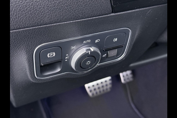 Mercedes-Benz EQA 250 AMG Line 67 kWh VAN € 34.900,- NU VOOR SLECHTS € 31.877,- | UW LENTEVOORDEEL € 4.023,-! | SOH 94% | DISTRONIC ADAPTIVE CRUISE | PANORAMADAK | 360 CAMERA | SFEERVERLICHTING | RIJKLAAR MET 12 MND BOVAG GARANTIE