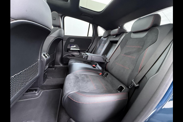 Mercedes-Benz EQA 250 AMG Line 67 kWh VAN € 34.900,- NU VOOR SLECHTS € 31.877,- | UW LENTEVOORDEEL € 4.023,-! | SOH 94% | DISTRONIC ADAPTIVE CRUISE | PANORAMADAK | 360 CAMERA | SFEERVERLICHTING | RIJKLAAR MET 12 MND BOVAG GARANTIE