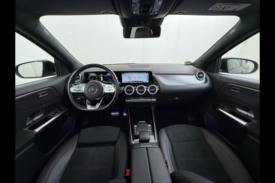Mercedes-Benz EQA 250 AMG Line 67 kWh VAN € 34.900,- NU VOOR SLECHTS € 31.877,- | UW LENTEVOORDEEL € 4.023,-! | SOH 94% | DISTRONIC ADAPTIVE CRUISE | PANORAMADAK | 360 CAMERA | SFEERVERLICHTING | RIJKLAAR MET 12 MND BOVAG GARANTIE
