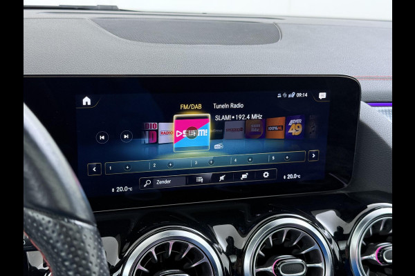 Mercedes-Benz EQA 250 AMG Line 67 kWh VAN € 34.900,- NU VOOR SLECHTS € 31.877,- | UW LENTEVOORDEEL € 4.023,-! | SOH 94% | DISTRONIC ADAPTIVE CRUISE | PANORAMADAK | 360 CAMERA | SFEERVERLICHTING | RIJKLAAR MET 12 MND BOVAG GARANTIE