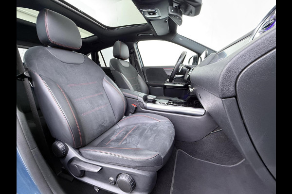 Mercedes-Benz EQA 250 AMG Line 67 kWh VAN € 34.900,- NU VOOR SLECHTS € 31.877,- | UW LENTEVOORDEEL € 4.023,-! | SOH 94% | DISTRONIC ADAPTIVE CRUISE | PANORAMADAK | 360 CAMERA | SFEERVERLICHTING | RIJKLAAR MET 12 MND BOVAG GARANTIE