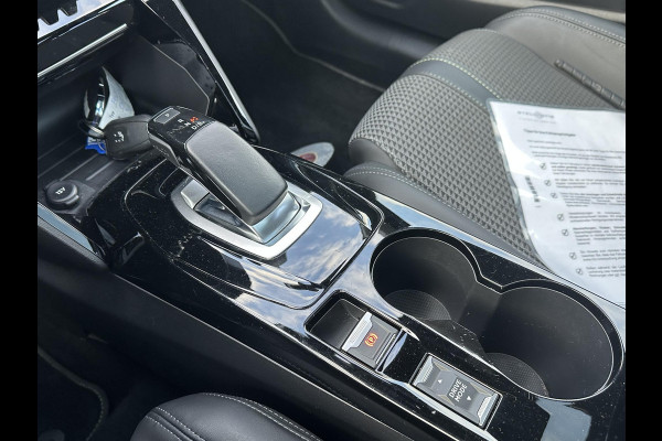 Peugeot e-208 EV GT Pack 50 kWh VAN € 17.900,- VOOR € 16.440,- UW LENTEVOORDEEL € 1.460,-! | 3- FASE LADER | STOELVERWARMING  | CAMERA | PANOROMA DAK |  RIJKLAAR 12 MND BOVAG GARANTIE |