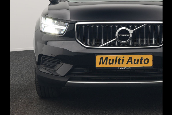 Volvo XC40 T4 Recharge Inscription PHEV 211pk Dealer O.H | Trekhaak Af Fabriek | Panodak | Harman / Kardon | Camera | Sportstoelen Memory & Verwarmd | Cruise Control | Keyless | Apple Carplay | Verwarmd Stuur | Navigatie | Virtual | DAB | 18"L.M | Plug In Hybrid |