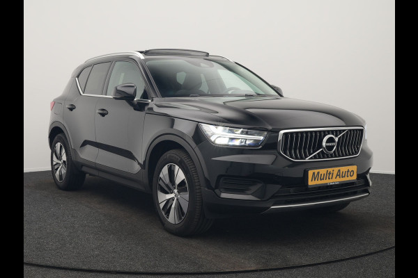 Volvo XC40 T4 Recharge Inscription PHEV 211pk Dealer O.H | Trekhaak Af Fabriek | Panodak | Harman / Kardon | Camera | Sportstoelen Memory & Verwarmd | Cruise Control | Keyless | Apple Carplay | Verwarmd Stuur | Navigatie | Virtual | DAB | 18"L.M | Plug In Hybrid |