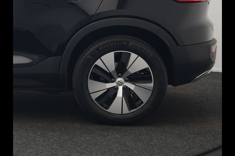 Volvo XC40 T4 Recharge Inscription PHEV 211pk Dealer O.H | Trekhaak Af Fabriek | Panodak | Harman / Kardon | Camera | Sportstoelen Memory & Verwarmd | Cruise Control | Keyless | Apple Carplay | Verwarmd Stuur | Navigatie | Virtual | DAB | 18"L.M | Plug In Hybrid |