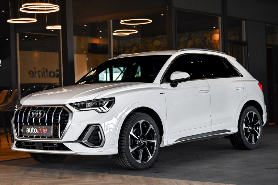 Audi Q3 35 TFSI 3x S-line. ACC, Camera, Matrix, Dodehoek, Stoelverw!