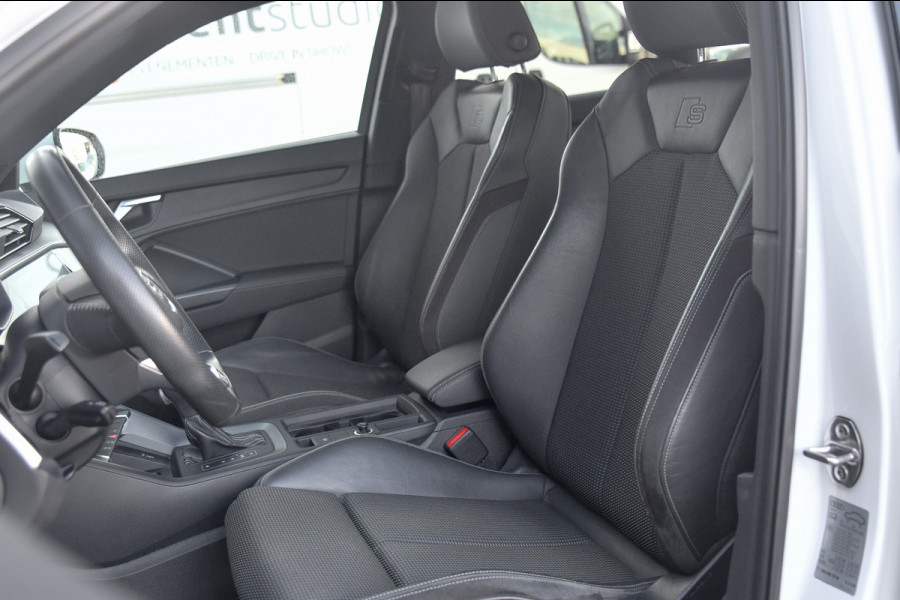 Audi Q3 35 TFSI 3x S-line. ACC, Camera, Matrix, Dodehoek, Stoelverw!
