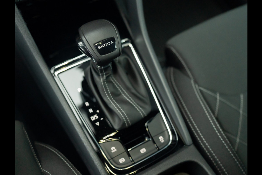 Škoda Karoq 1.5 TSI ACT Sportline Business | Elk. A-klep | Camera | Lane Assist | Stoel & Stuur verw. | Prijs Rijklaar!!