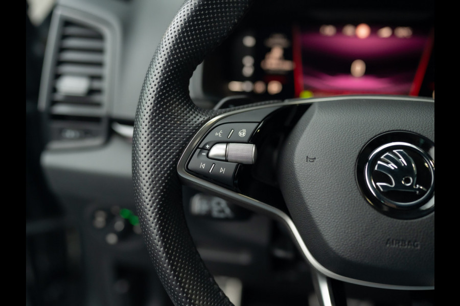 Škoda Karoq 1.5 TSI ACT Sportline Business | Elk. A-klep | Camera | Lane Assist | Stoel & Stuur verw. | Prijs Rijklaar!!