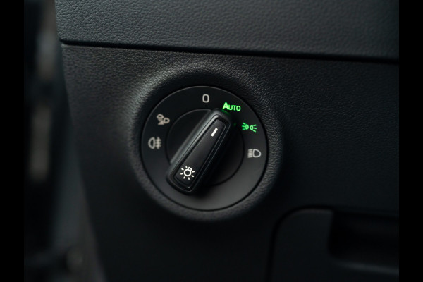 Škoda Karoq 1.5 TSI ACT Sportline Business | Elk. A-klep | Camera | Lane Assist | Stoel & Stuur verw. | Prijs Rijklaar!!