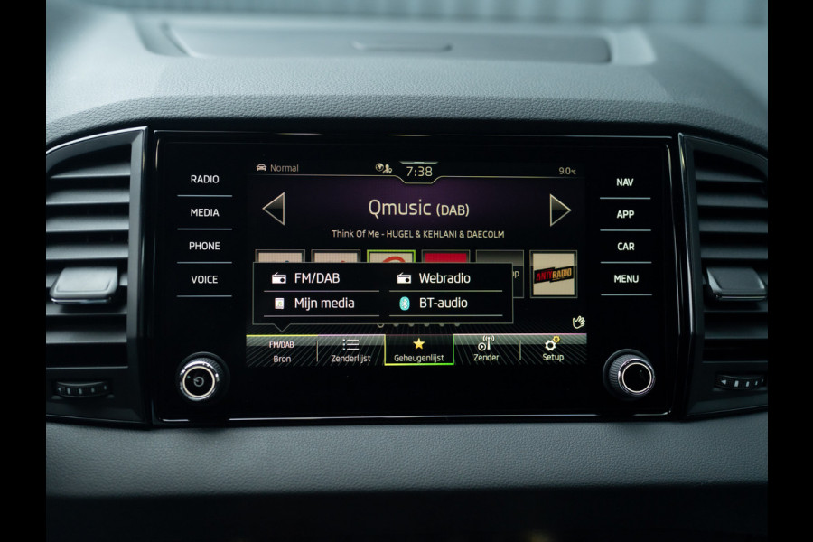 Škoda Karoq 1.5 TSI ACT Sportline Business | Elk. A-klep | Camera | Lane Assist | Stoel & Stuur verw. | Prijs Rijklaar!!