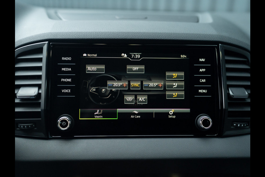 Škoda Karoq 1.5 TSI ACT Sportline Business | Elk. A-klep | Camera | Lane Assist | Stoel & Stuur verw. | Prijs Rijklaar!!