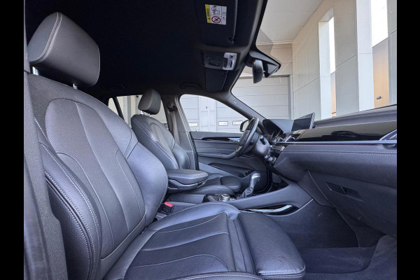BMW X1 XDrive25e High Executive SPORT Edition, Black line, afn.trekhaak, camera, 1/2 lederen sportinterieur,stoelverwarming