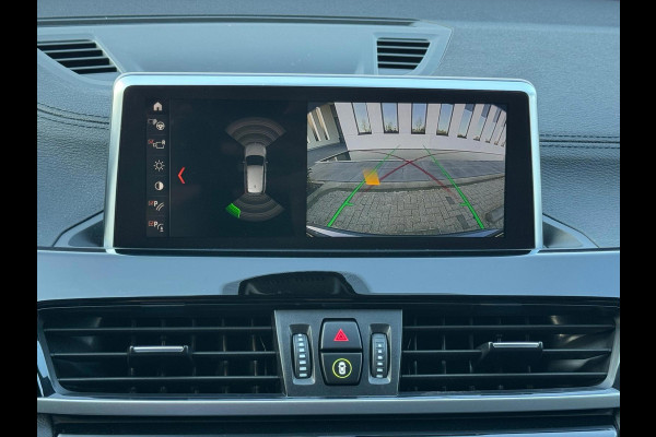 BMW X1 XDrive25e High Executive SPORT Edition, Black line, afn.trekhaak, camera, 1/2 lederen sportinterieur,stoelverwarming