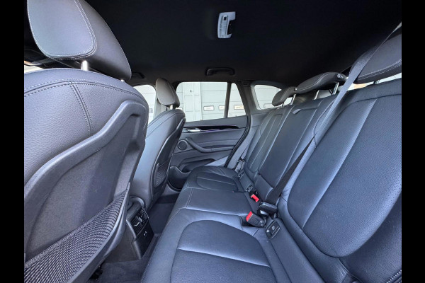 BMW X1 XDrive25e High Executive SPORT Edition, Black line, afn.trekhaak, camera, 1/2 lederen sportinterieur,stoelverwarming