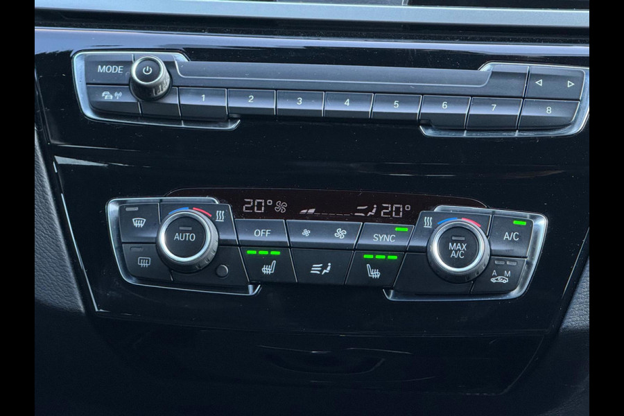 BMW X1 XDrive25e High Executive SPORT Edition, Black line, afn.trekhaak, camera, 1/2 lederen sportinterieur,stoelverwarming