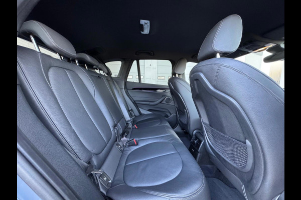 BMW X1 XDrive25e High Executive SPORT Edition, Black line, afn.trekhaak, camera, 1/2 lederen sportinterieur,stoelverwarming