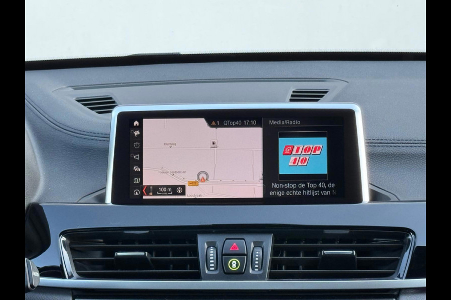 BMW X1 XDrive25e High Executive SPORT Edition, Black line, afn.trekhaak, camera, 1/2 lederen sportinterieur,stoelverwarming