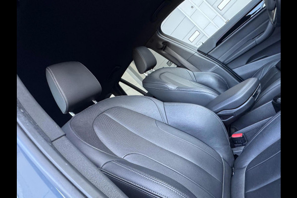 BMW X1 XDrive25e High Executive SPORT Edition, Black line, afn.trekhaak, camera, 1/2 lederen sportinterieur,stoelverwarming