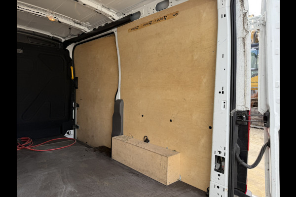Ford E-Transit 68kWh 184PK L2H2 317km WLTP 95.9% (SOH) BEV Snelladen Tachograaf Climate Control Cruise Control Camera Carplay Navigatie Parkeersensoren voor achter