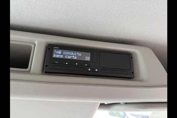 Ford E-Transit 68kWh 184PK L2H2 317km WLTP 95.9% (SOH) BEV Snelladen Tachograaf Climate Control Cruise Control Camera Carplay Navigatie Parkeersensoren voor achter