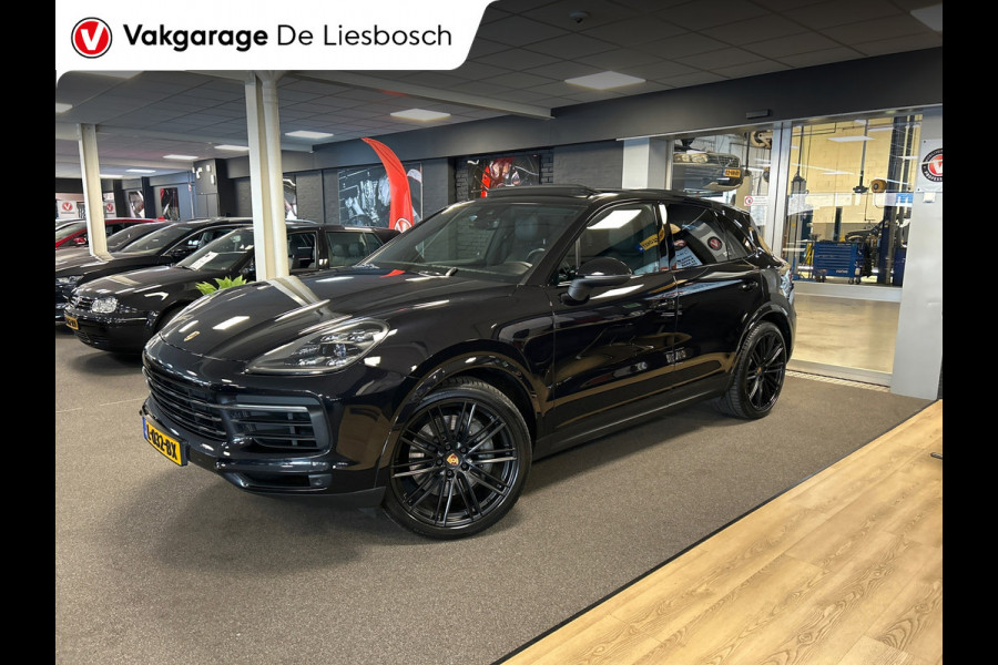 Porsche Cayenne 2.9 S / 444 pk / Pano / stoelen 14 voudig / Leder / Navigatie / Bose / camera / 22 inch