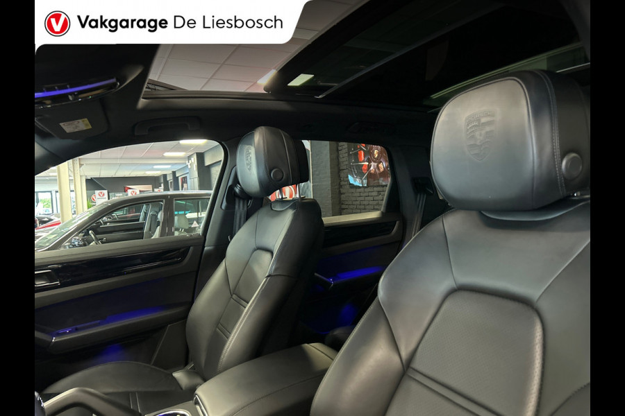 Porsche Cayenne 2.9 S / 444 pk / Pano / stoelen 14 voudig / Leder / Navigatie / Bose / camera / 22 inch
