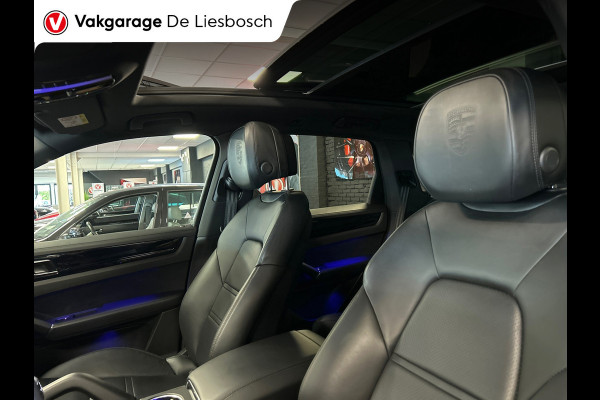 Porsche Cayenne 2.9 S / 444 pk / Pano / stoelen 14 voudig / Leder / Navigatie / Bose / camera / 22 inch