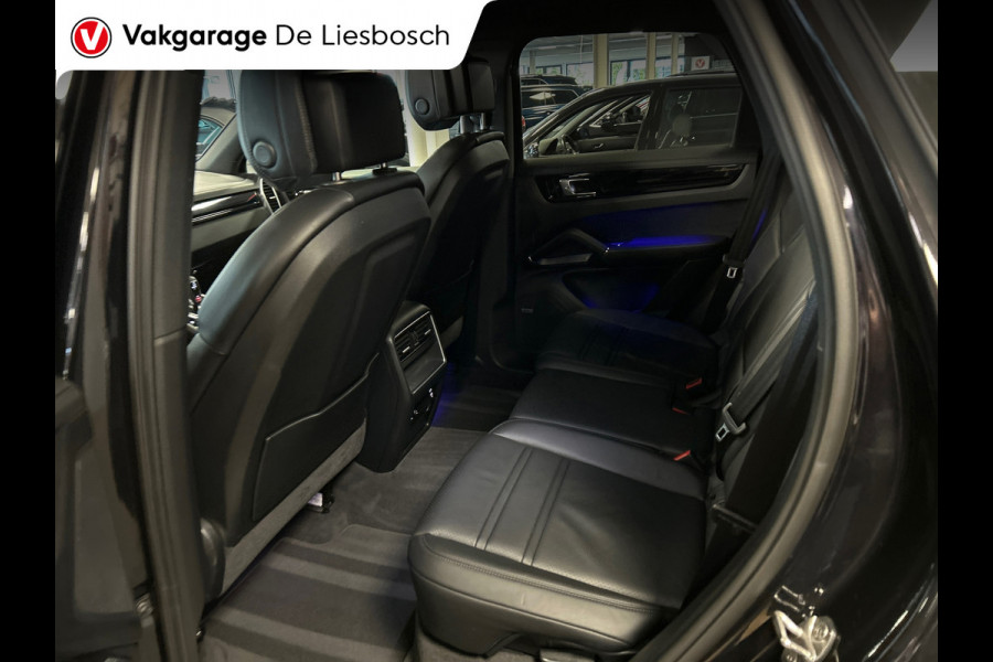 Porsche Cayenne 2.9 S / 444 pk / Pano / stoelen 14 voudig / Leder / Navigatie / Bose / camera / 22 inch