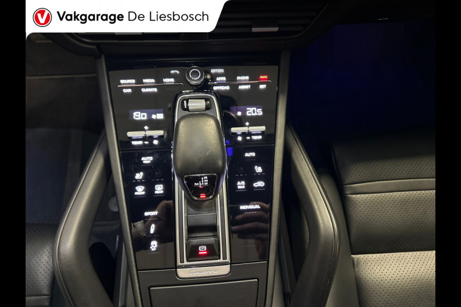 Porsche Cayenne 2.9 S / 444 pk / Pano / stoelen 14 voudig / Leder / Navigatie / Bose / camera / 22 inch