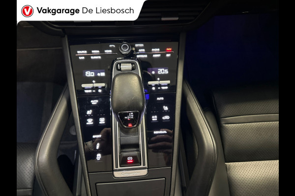 Porsche Cayenne 2.9 S / 444 pk / Pano / stoelen 14 voudig / Leder / Navigatie / Bose / camera / 22 inch