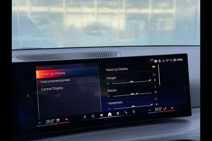 BMW 3-serie 320i M-Sport Laser|Adap Cruise|HuD|Leder|Fabrieksgarantie