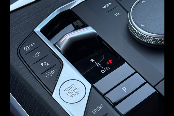 BMW 3-serie 320i M-Sport Laser|Adap Cruise|HuD|Leder|Fabrieksgarantie