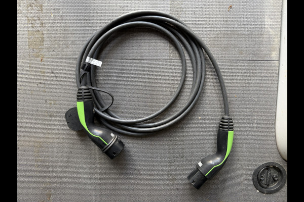 Volkswagen E-Transporter 113PK L2H1 138KM WLTP Trekhaak 100% Elektrisch Transporter Airco Stoelverwarming Parkeersensoren