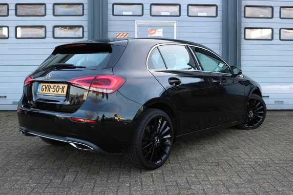 Mercedes-Benz A-Klasse 220 Autom Xenon Navi Leder Widesreen Ecc 191PK Bj:2019