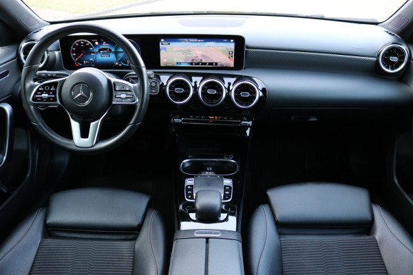 Mercedes-Benz A-Klasse 220 Autom Xenon Navi Leder Widesreen Ecc 191PK Bj:2019