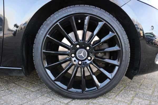 Mercedes-Benz A-Klasse 220 Autom Xenon Navi Leder Widesreen Ecc 191PK Bj:2019
