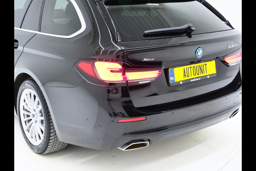 BMW 5 Serie Touring 530e xDrive | Leder | Trekhaak | Camera | Adaptive Cruise | Stoelverwarming | DAB | Carplay