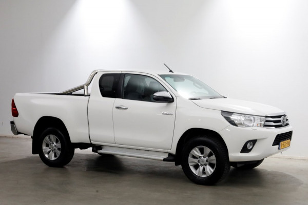Toyota Hilux 2.4 D-4D-F 150pk E6 4WD 4x4 Xtra Cab Professional Trekhaak 3500kg 01-2019