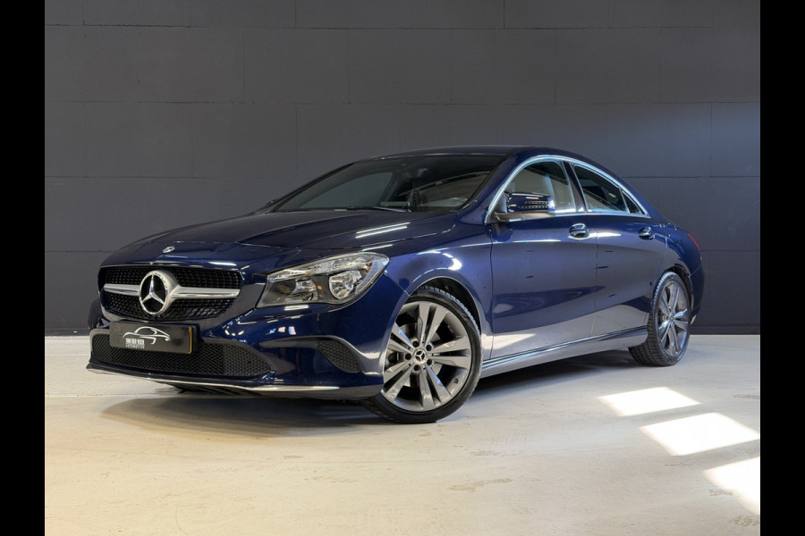 Mercedes-Benz CLA-Klasse 180 Business Solution Automaat | Camera | Carplay | AMG Performance stoelen | Navi | Cruise