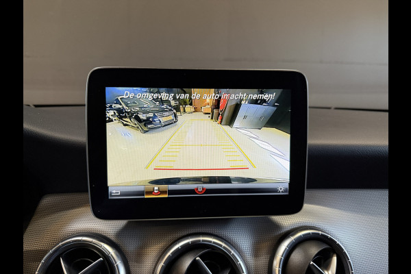 Mercedes-Benz CLA-Klasse 180 Business Solution Automaat | Camera | Carplay | AMG Performance stoelen | Navi | Cruise