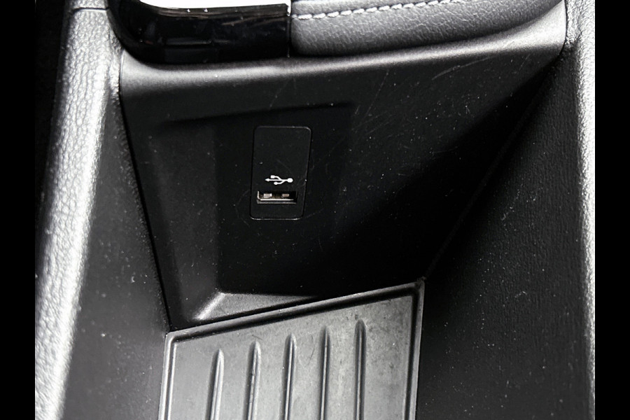 BMW X1 SDrive20i Executive (NL-auto, Goed OnderH, Navi, Sportstoelen, Led, Climate Con, Parkeersensoren, Etc)