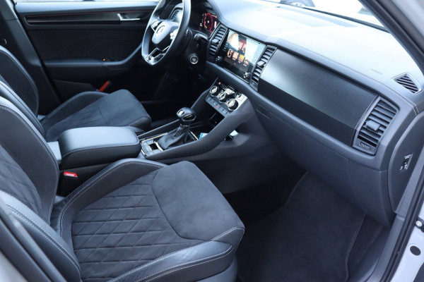 Škoda Kodiaq 1.5 TSI Sportline Business org.NL trekhaak el.klep camera stoelverw.