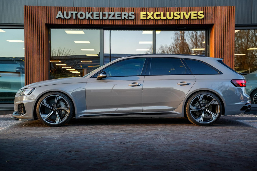 Audi A4 Avant 2.9 TFSI RS 4 quattro Panoramadak Keramisch B&O Leer Cruise Camera CarPlay