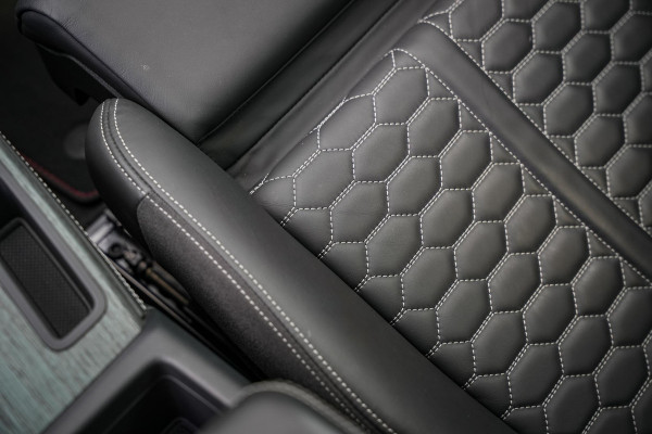 Audi A4 Avant 2.9 TFSI RS 4 quattro Panoramadak Keramisch B&O Leer Cruise Camera CarPlay